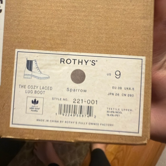 New rothy boots size 9 - Picture 3 of 6
